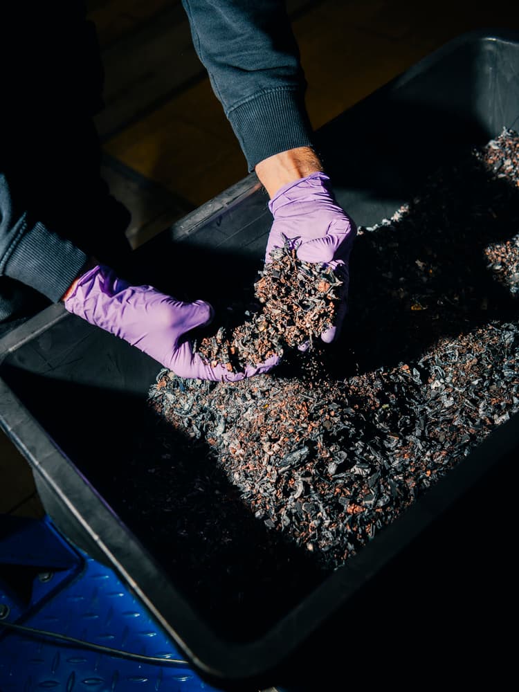 Article image for Vianode and cylib are joining forces to close the loop on battery graphite